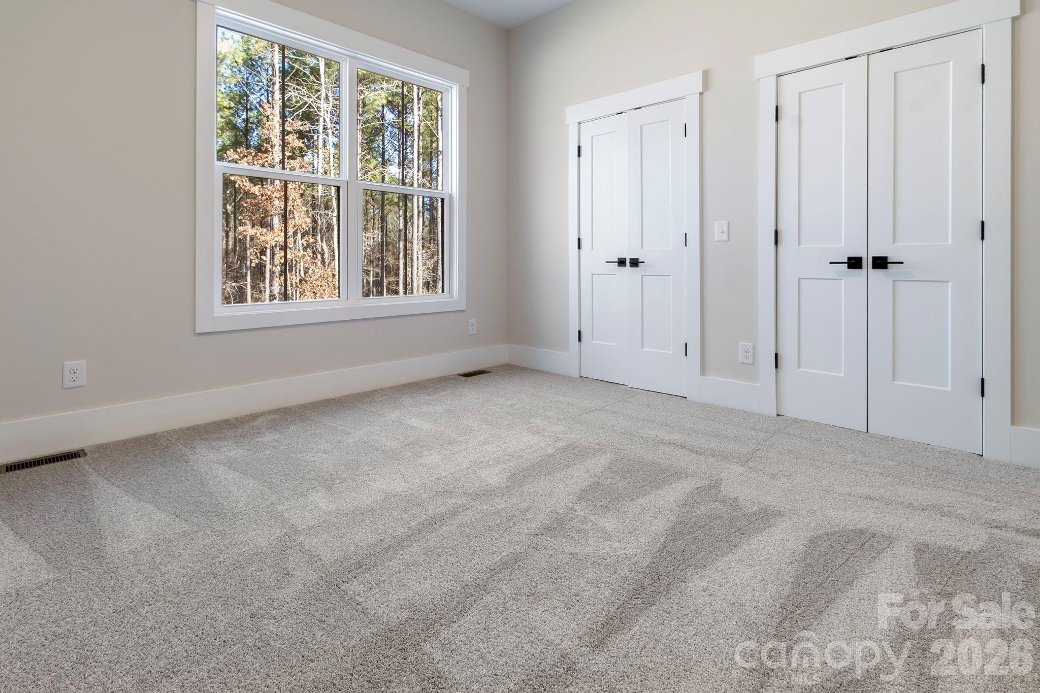 Royal Pines - Residential