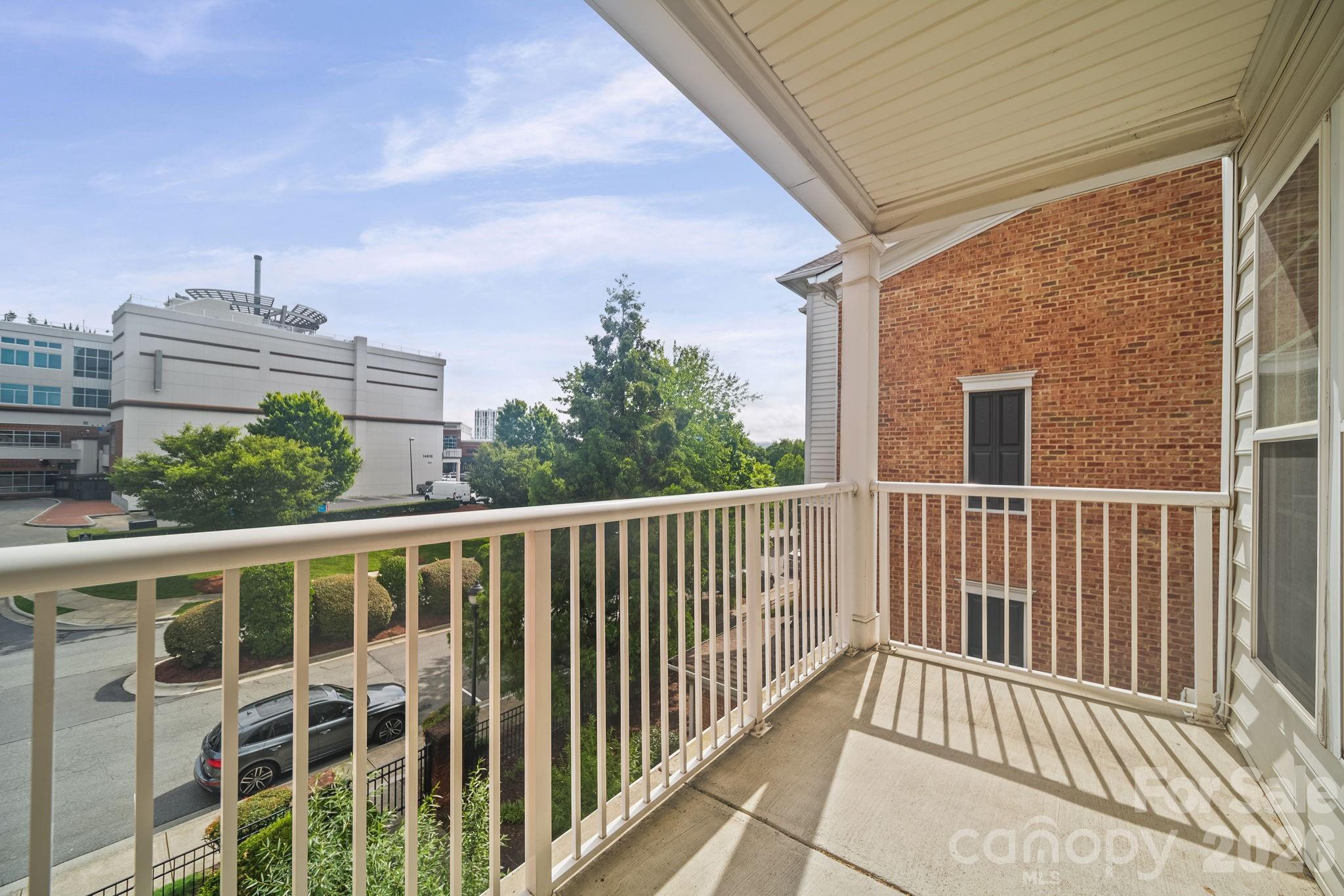 Belle Vista - Residential