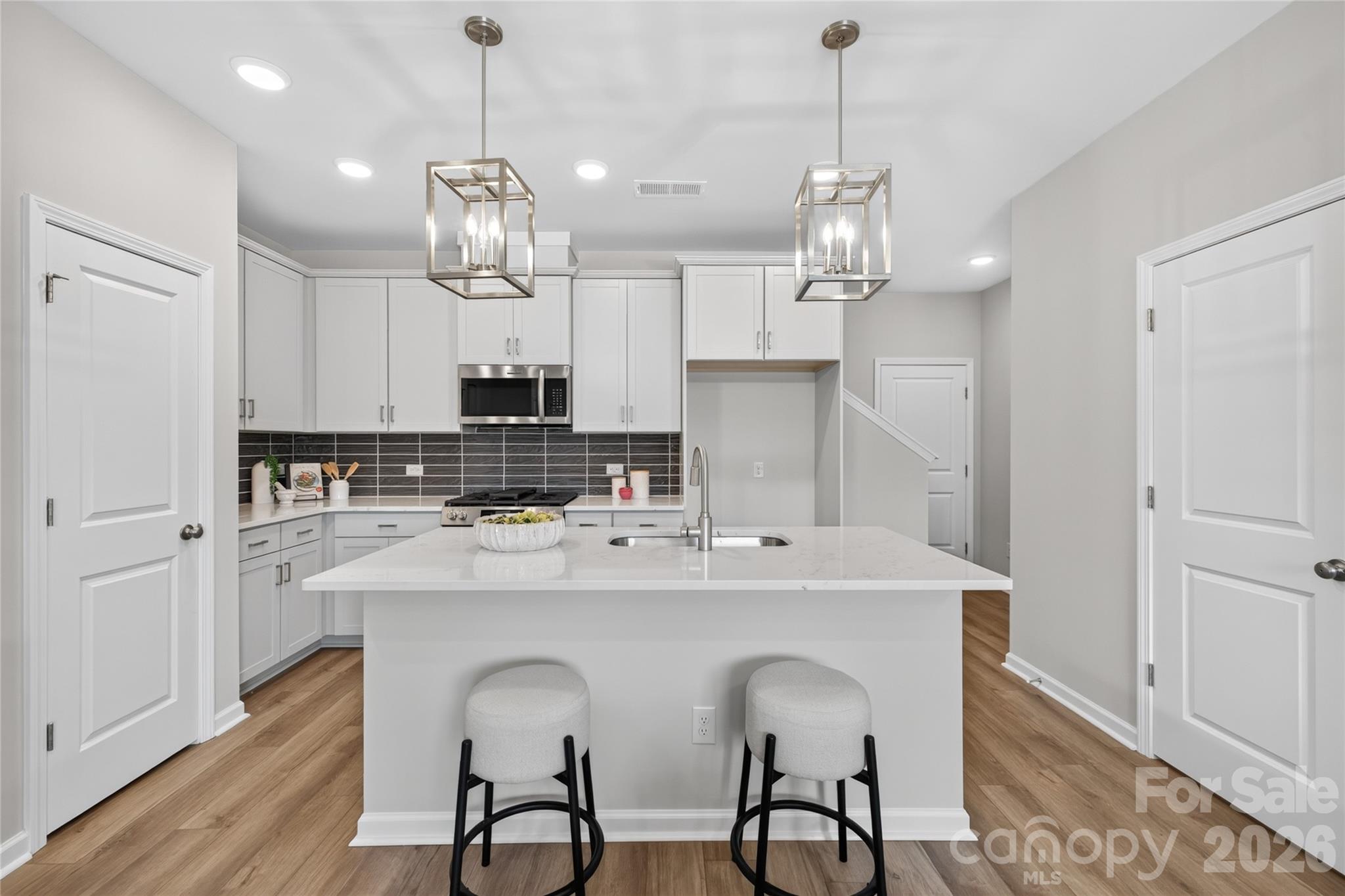 Hardy Pond - Residential