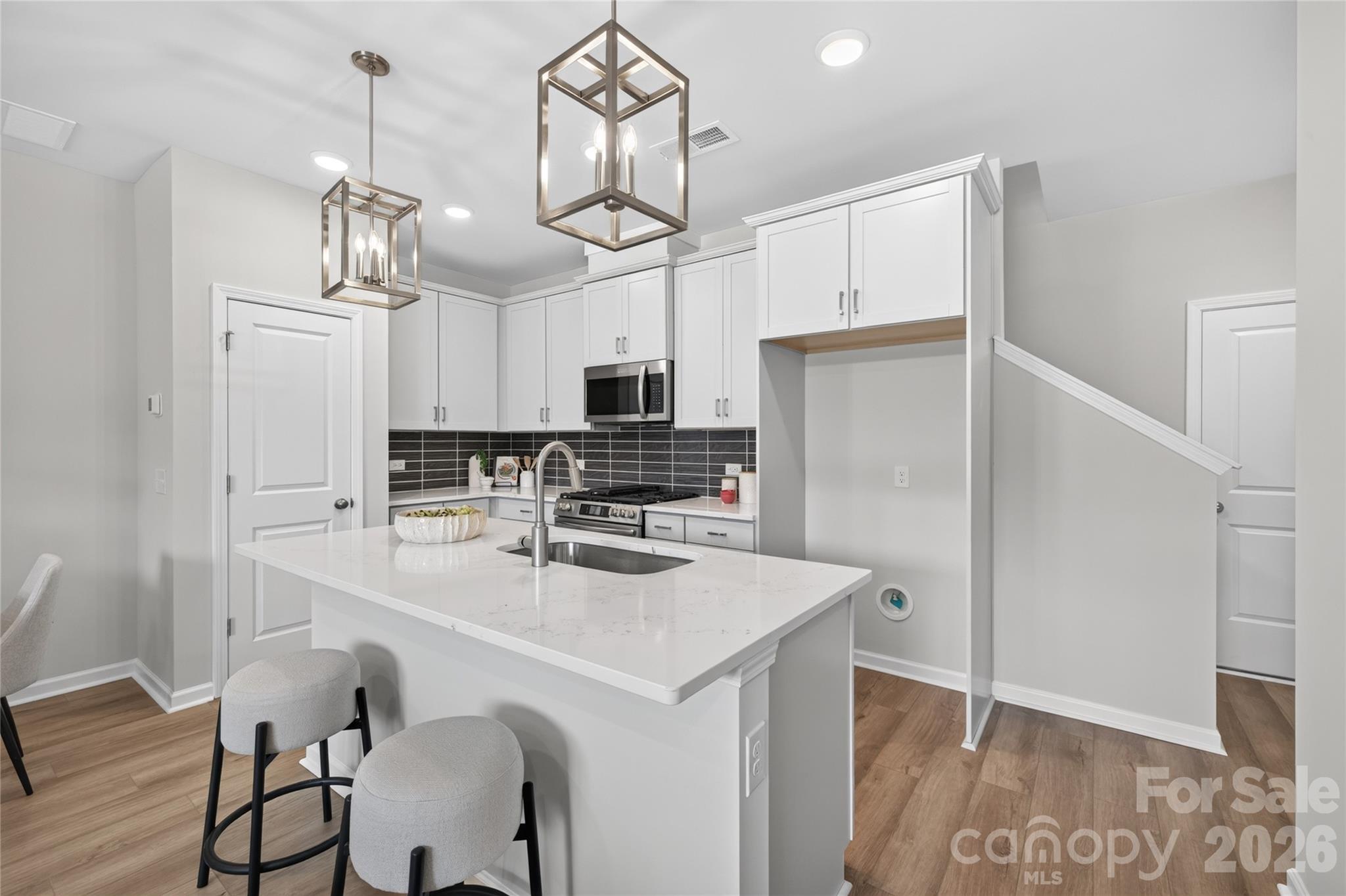Hardy Pond - Residential