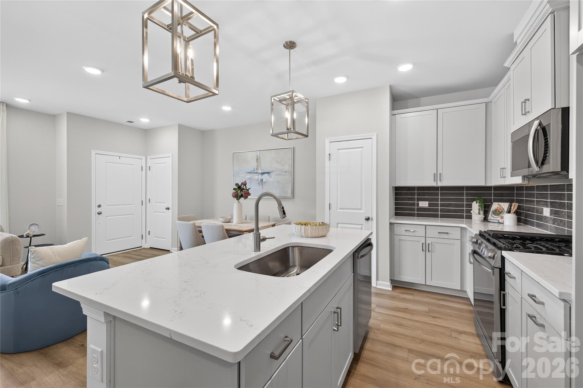 Hardy Pond - Residential