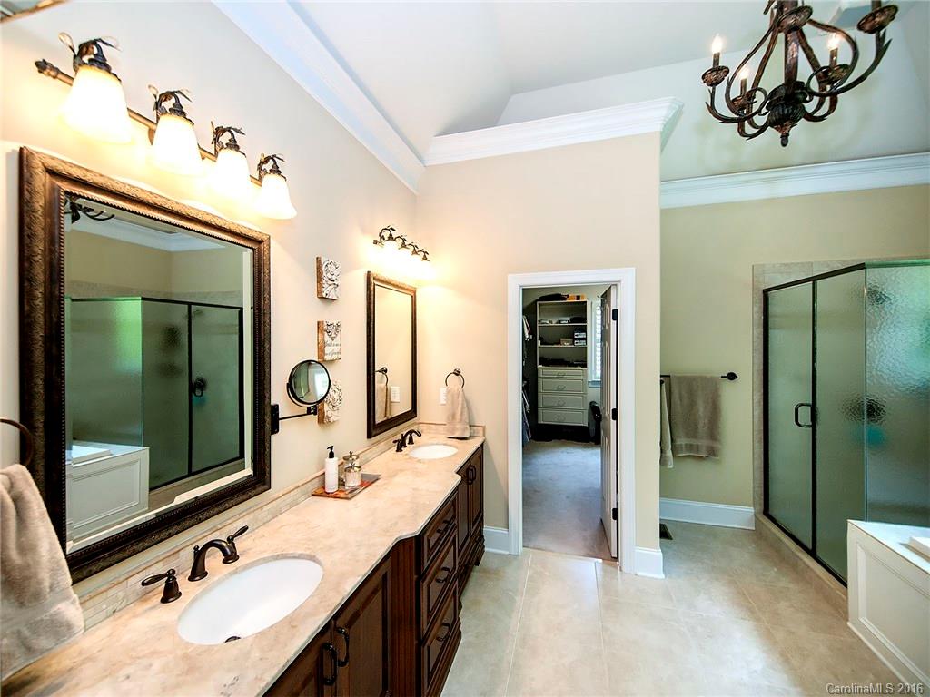 The Coves On River Oaks - Residential