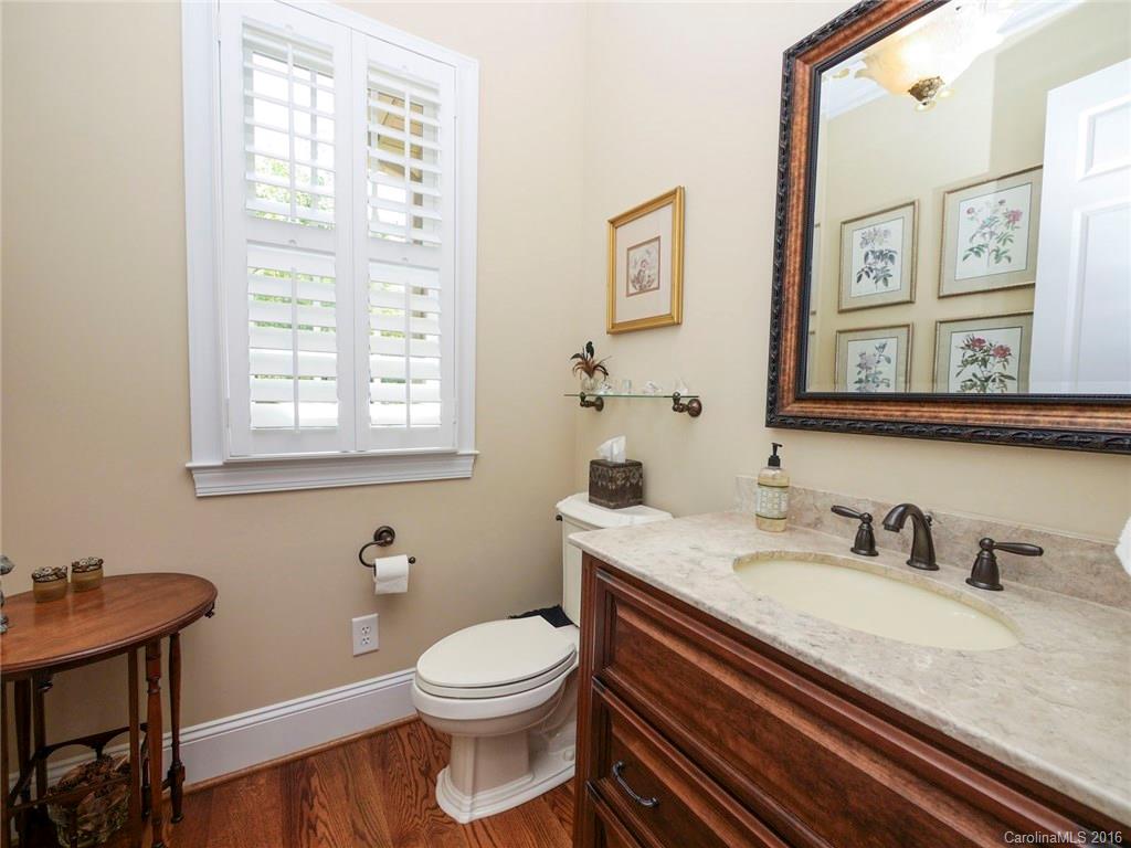 The Coves On River Oaks - Residential