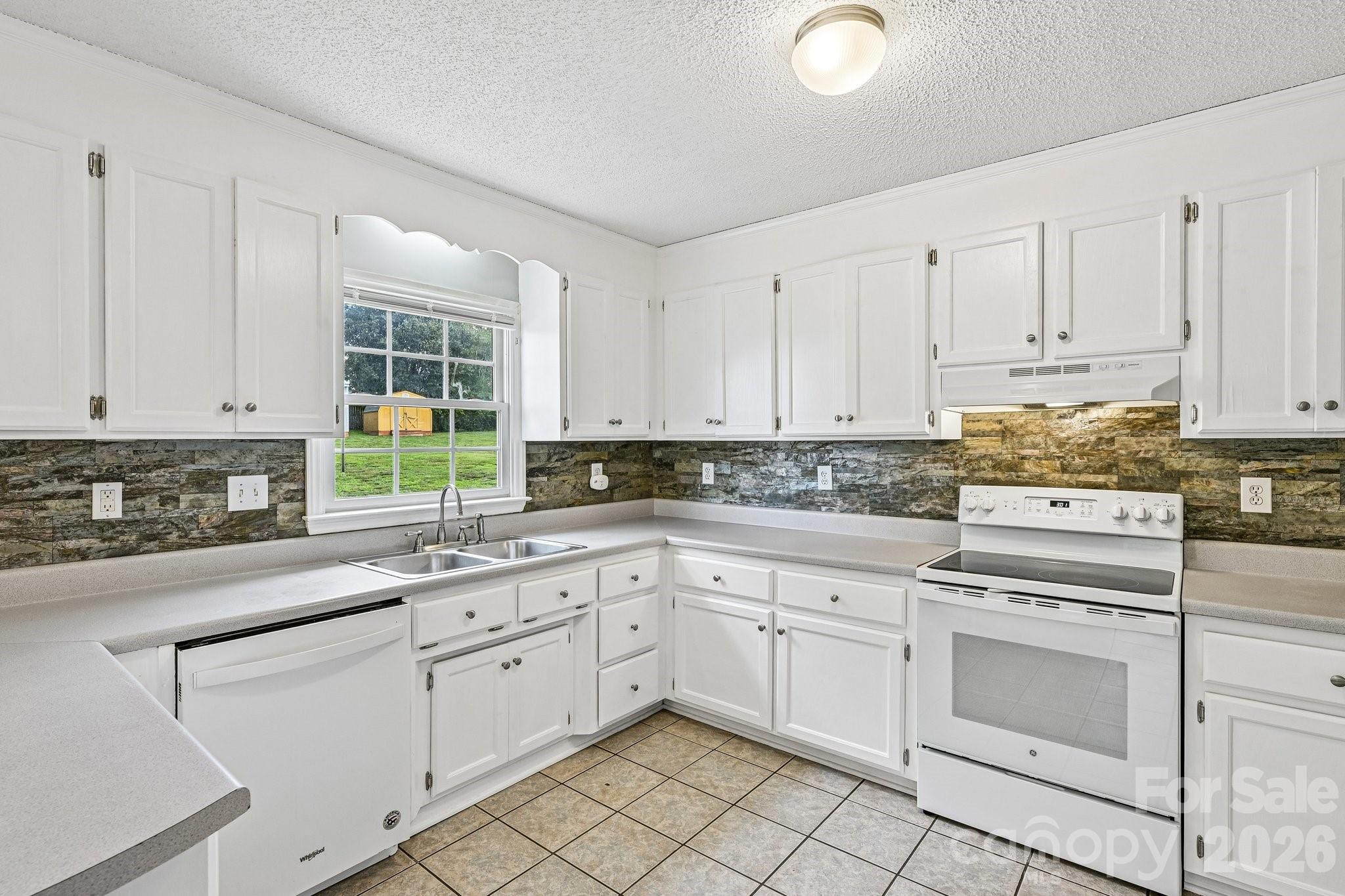 Fox Chase - Residential
