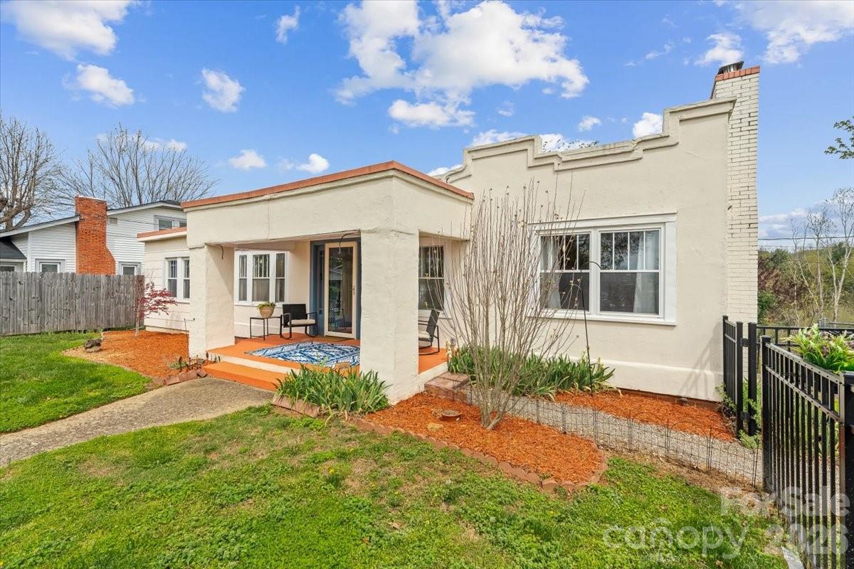 Broadmoor - Residential