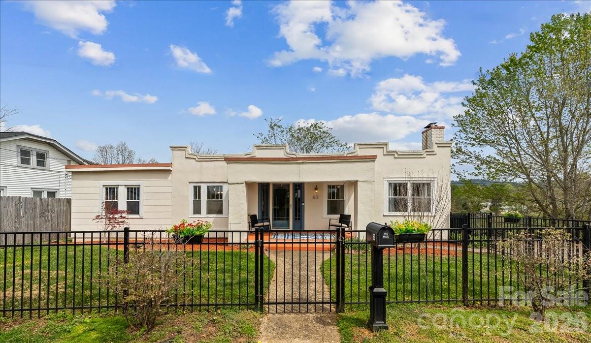 Broadmoor - Residential