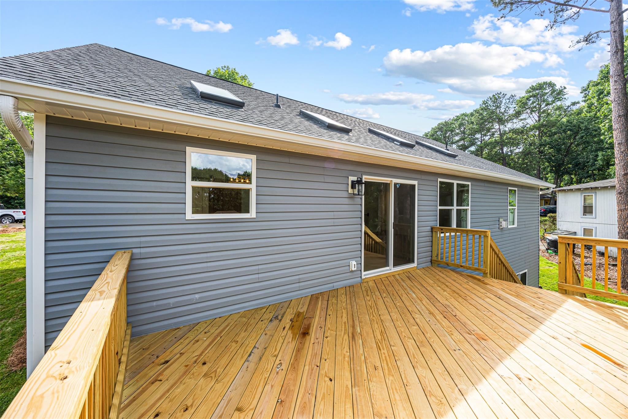 Tega Cay - Residential