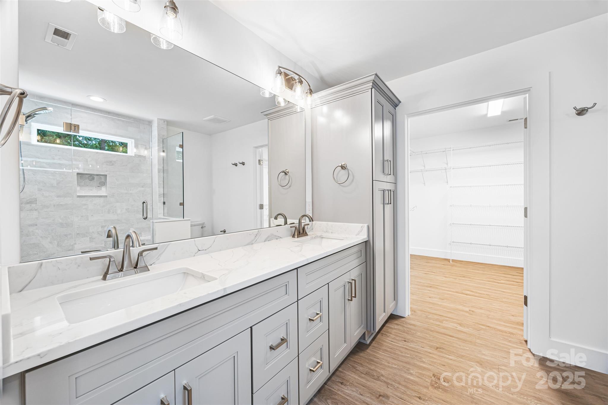 Tega Cay - Residential