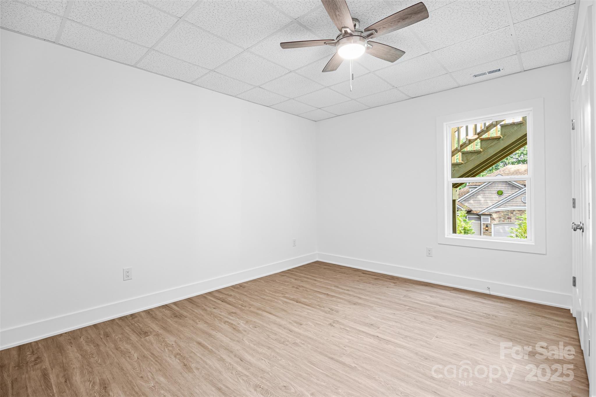 Tega Cay - Residential
