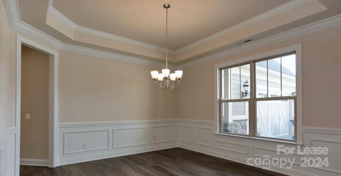 Queensbridge - Residential Lease