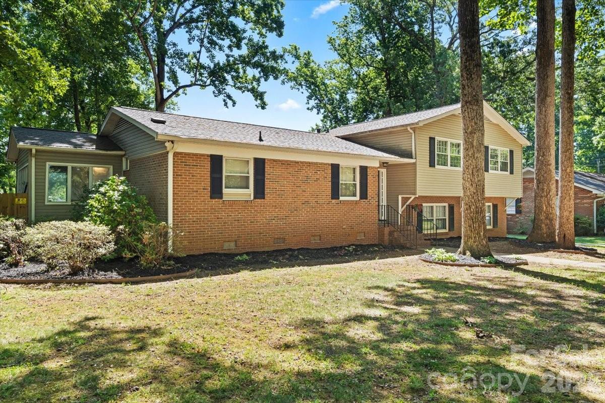 Monticello Woods - Residential