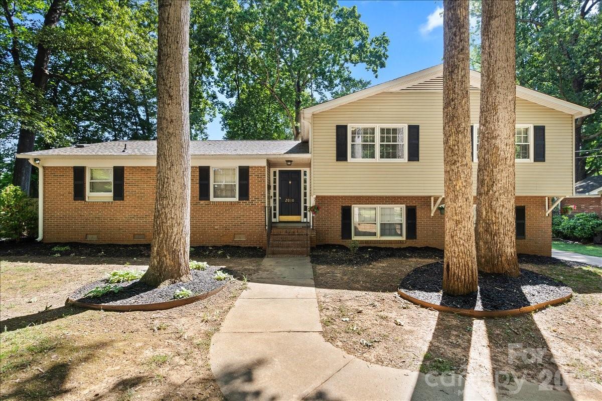 Monticello Woods - Residential