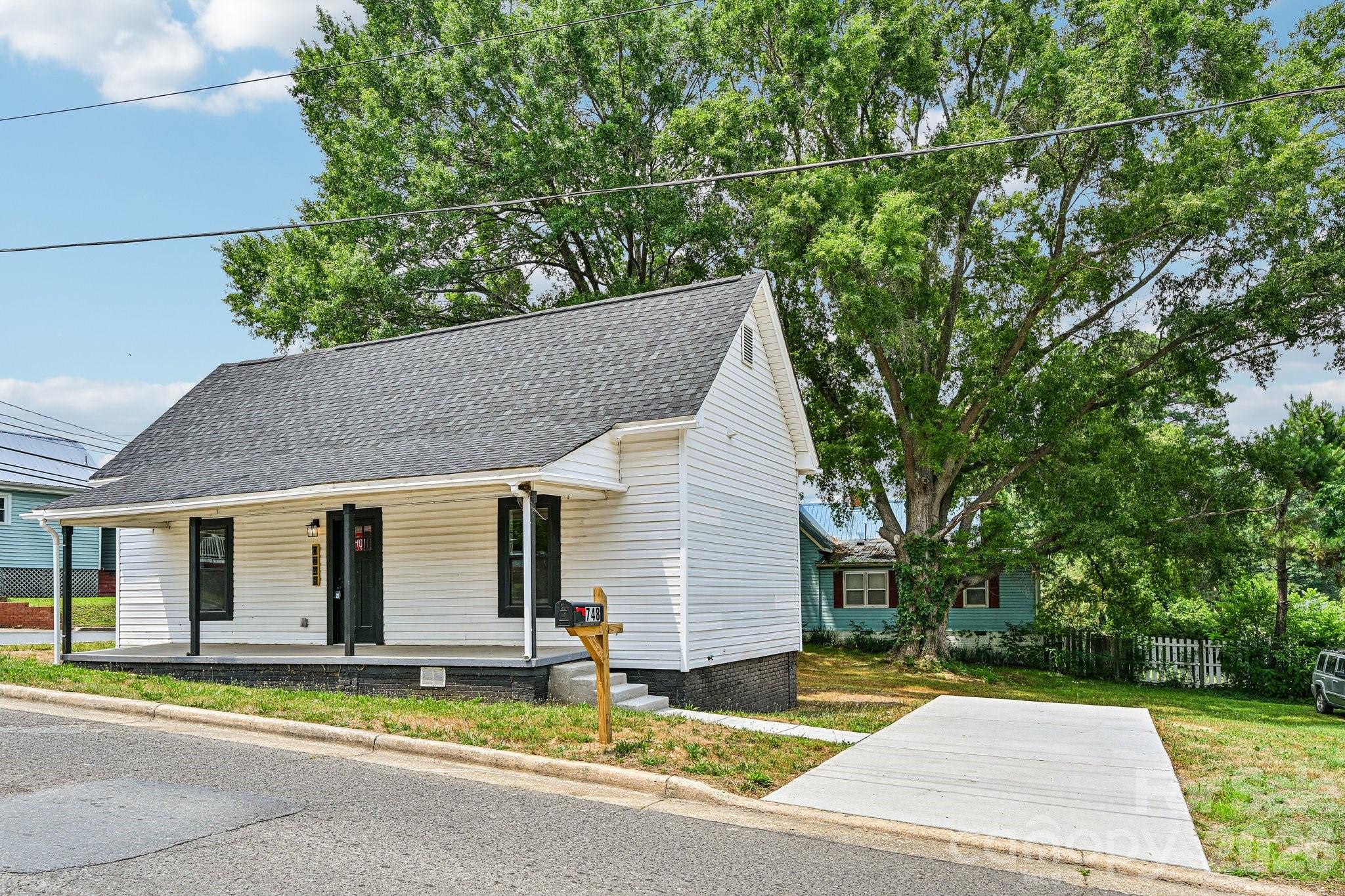 American & Efird Mills Inc - Residential