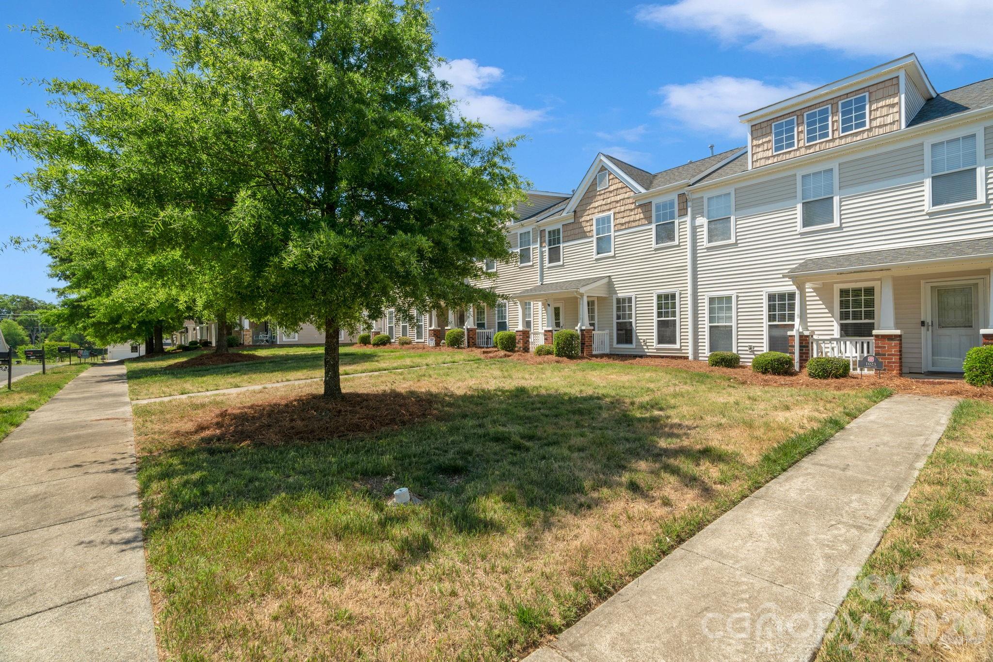 Taylor Glen Townhomes - Residential