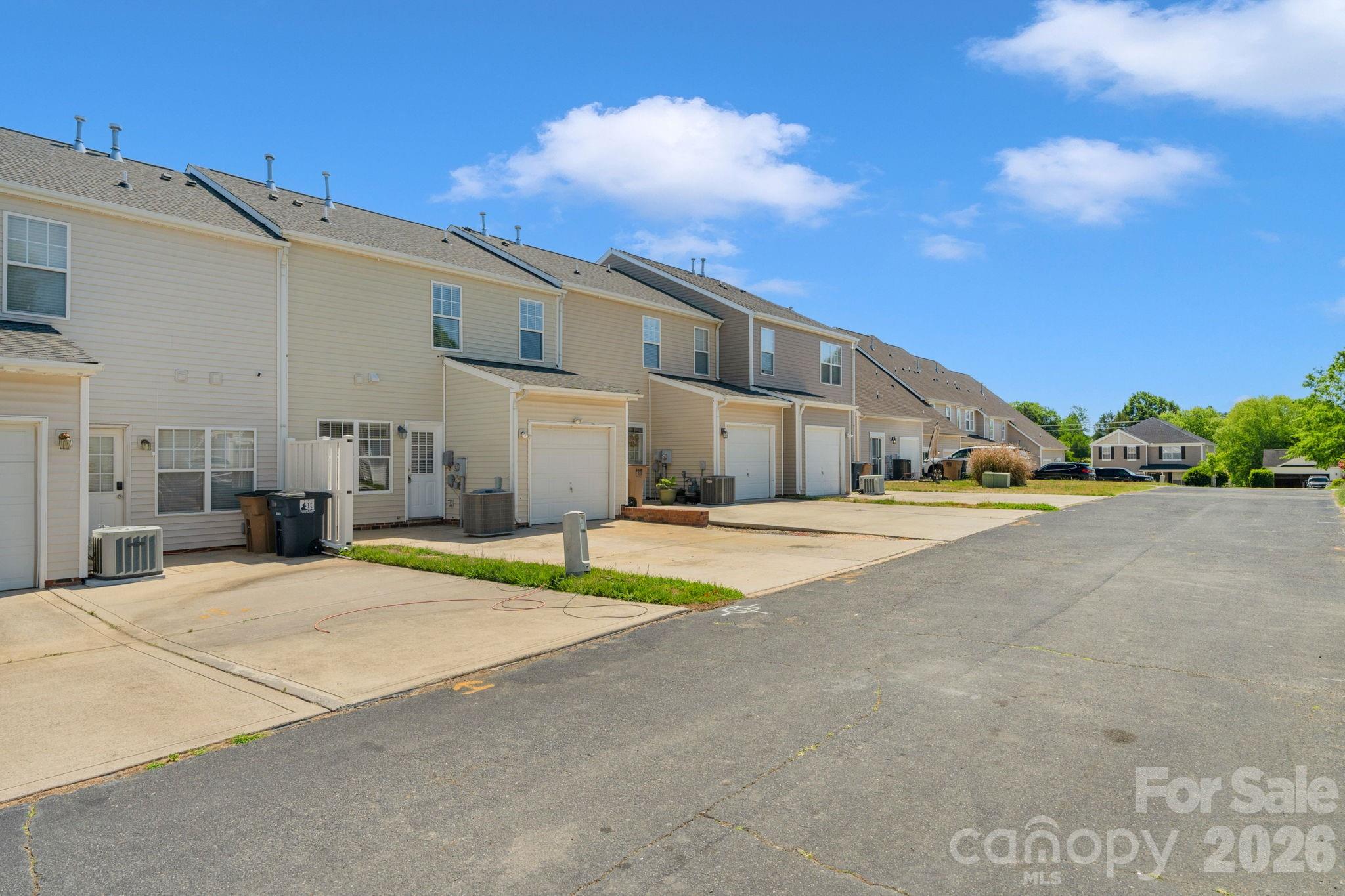 Taylor Glen Townhomes - Residential