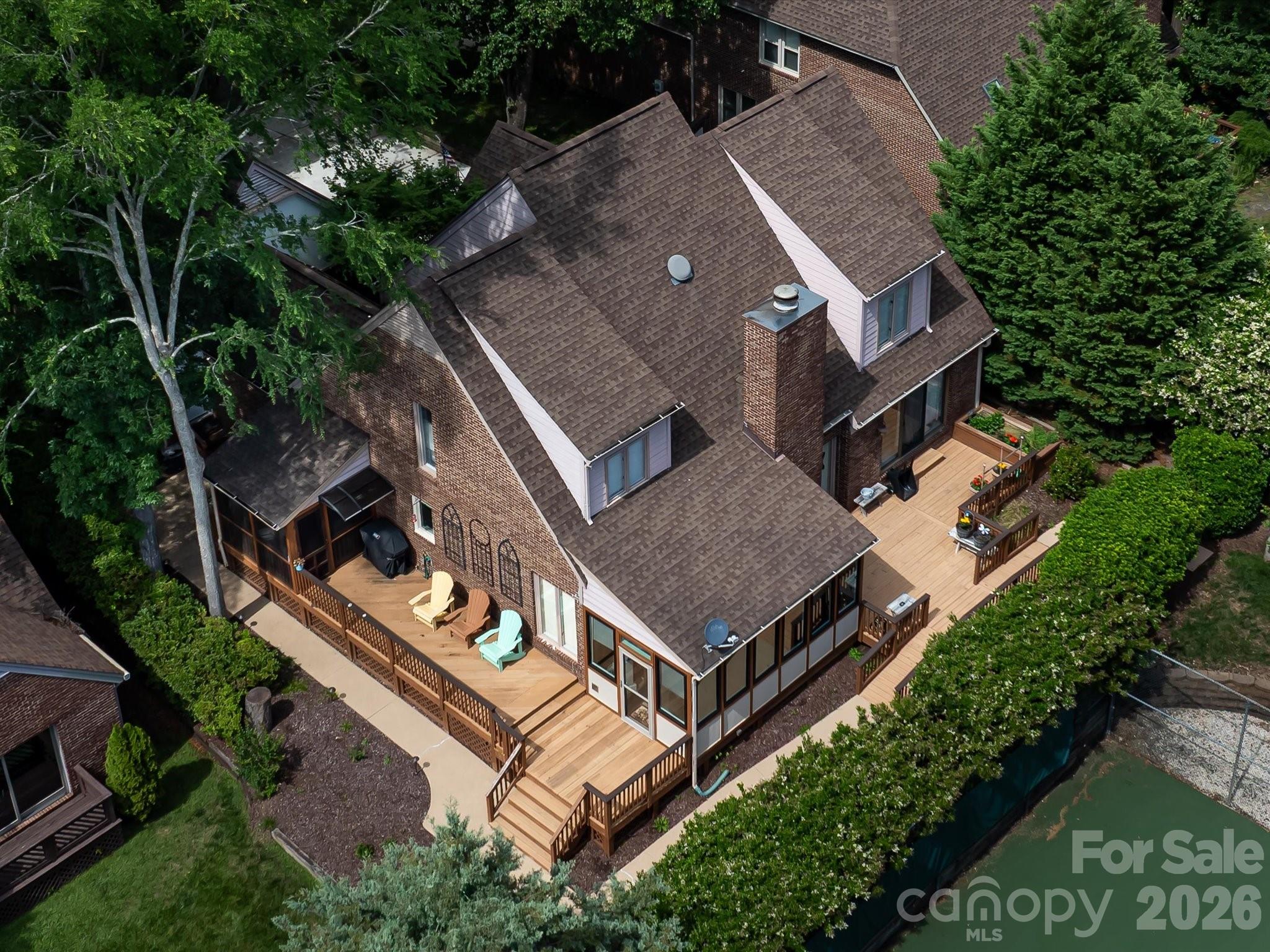Carsons Pond - Residential