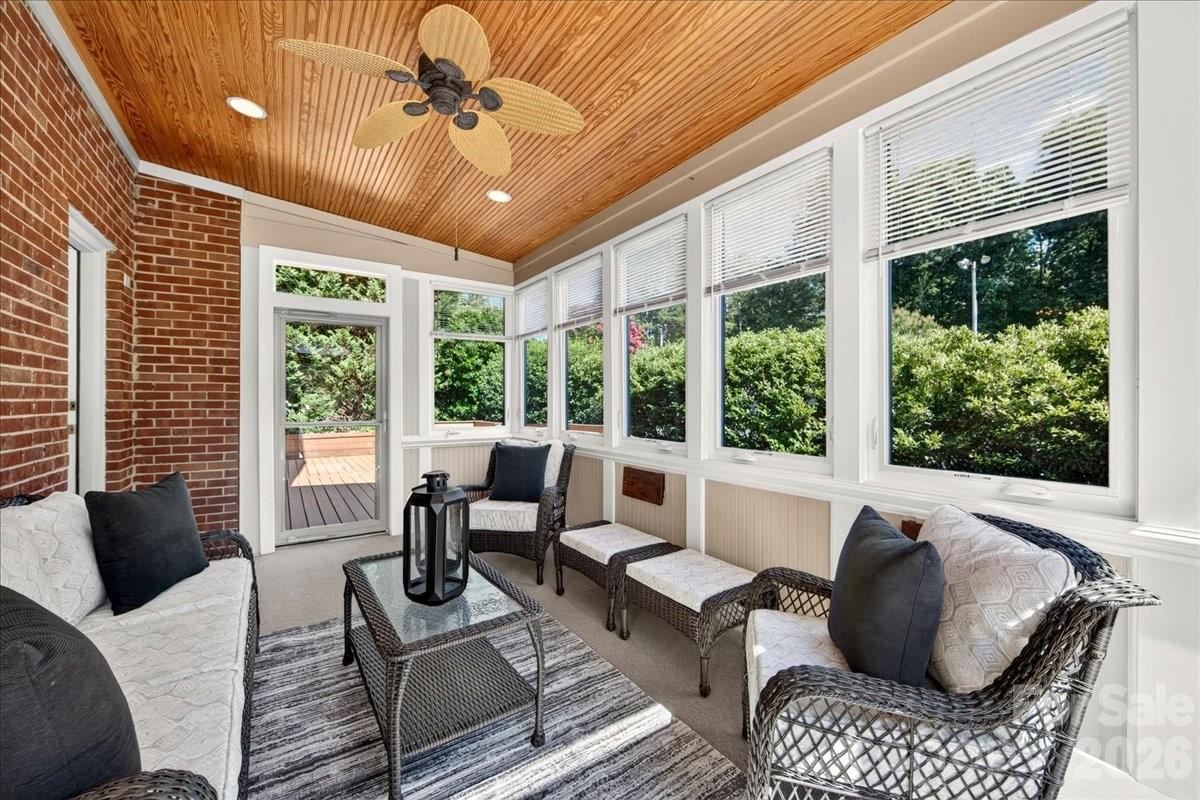 Carsons Pond - Residential