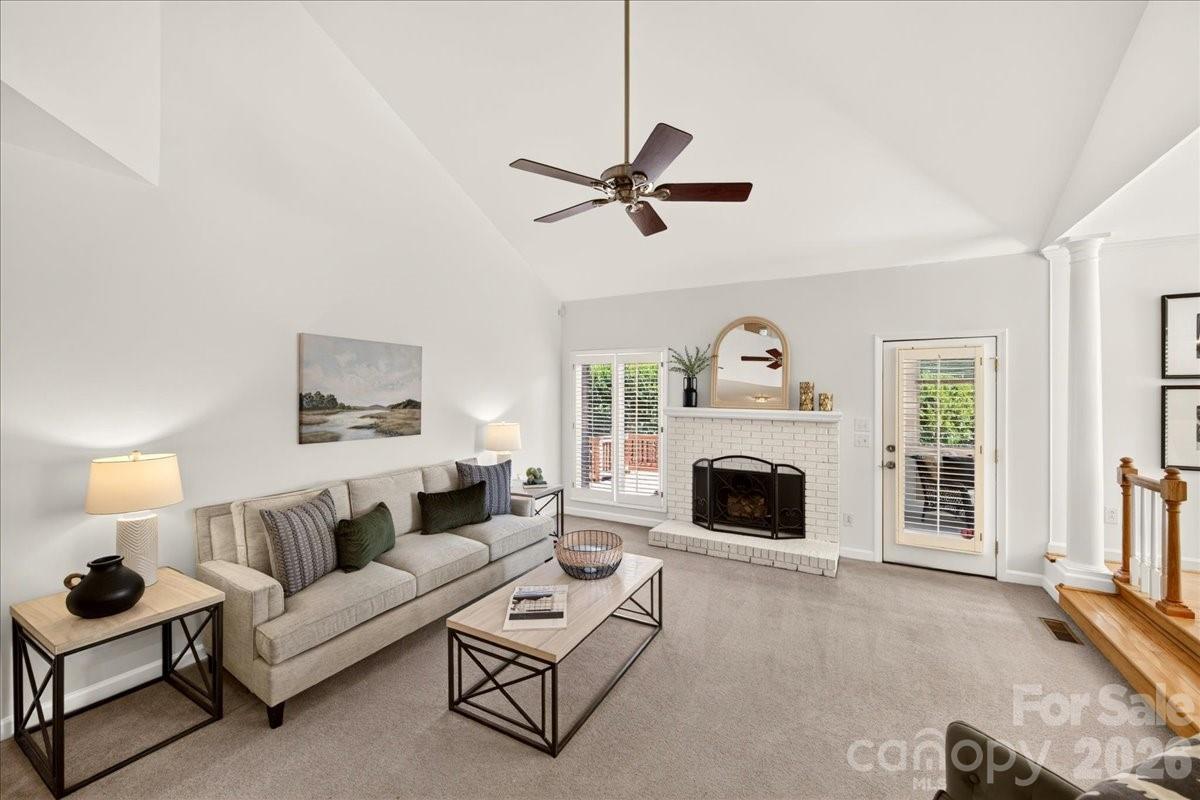 Carsons Pond - Residential