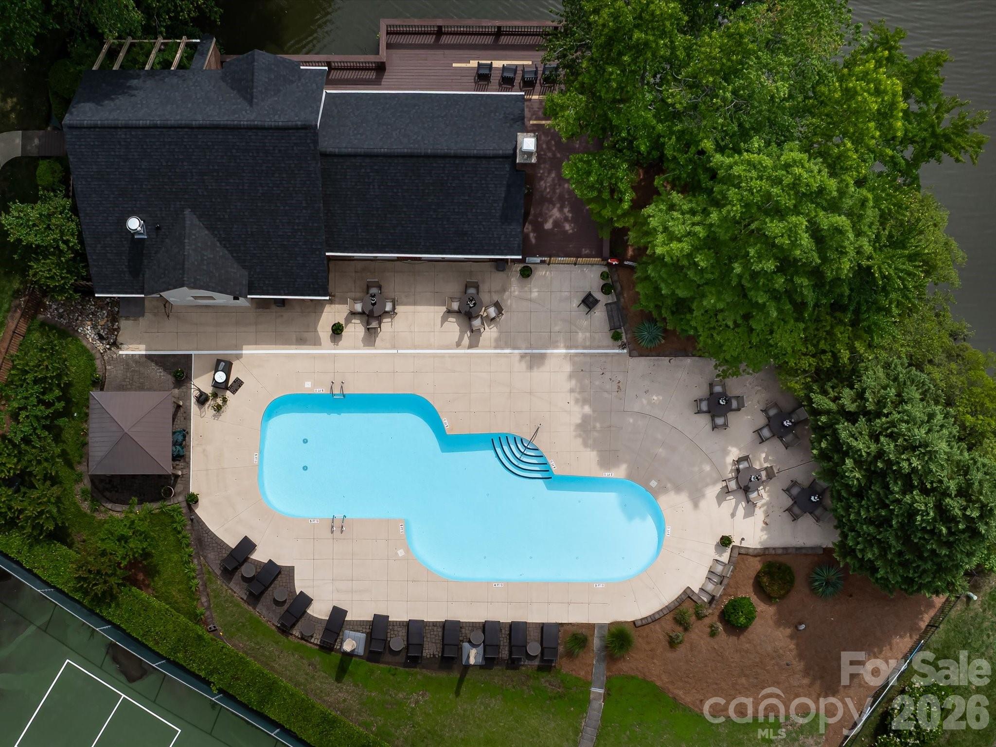 Carsons Pond - Residential