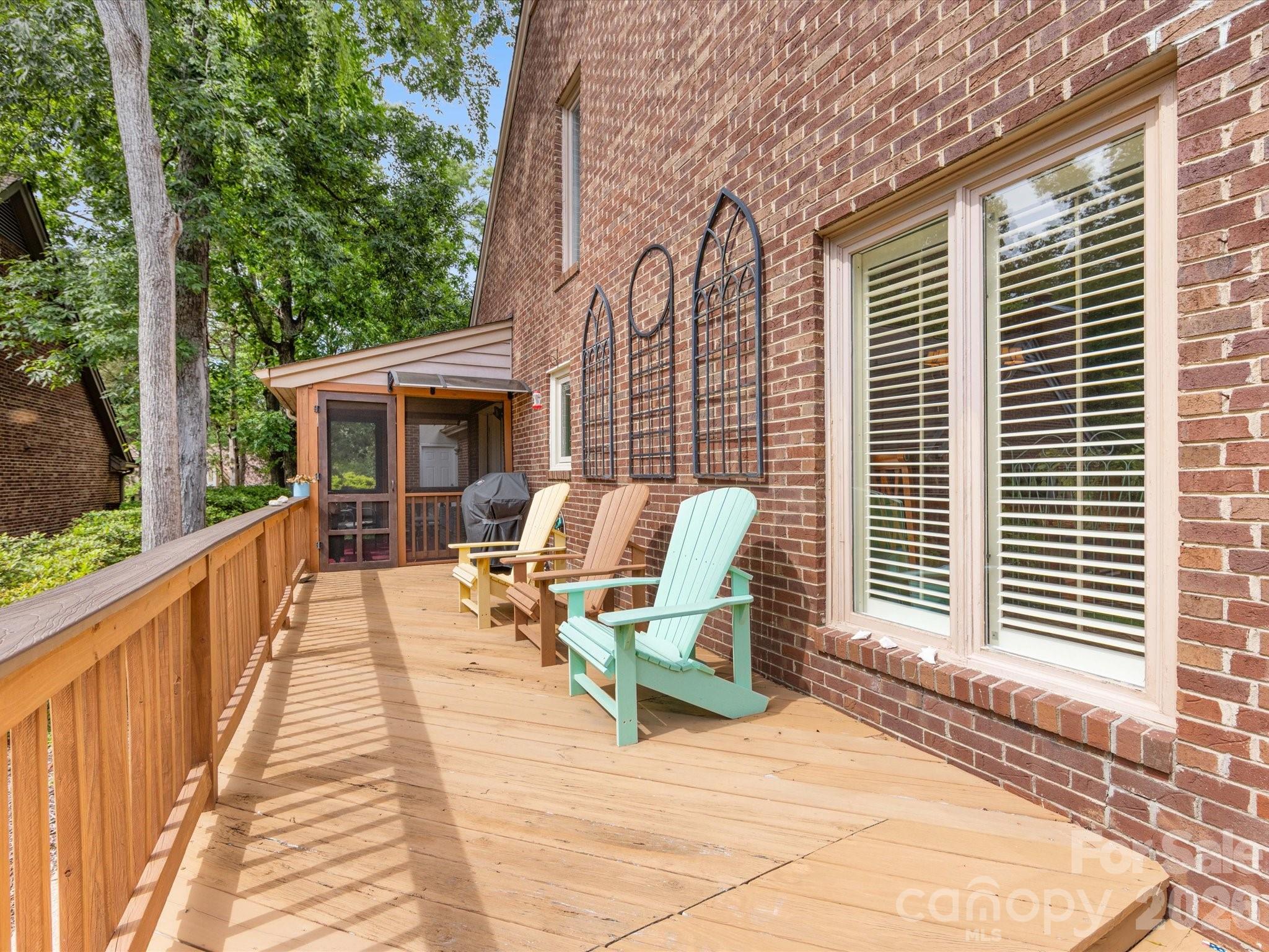 Carsons Pond - Residential