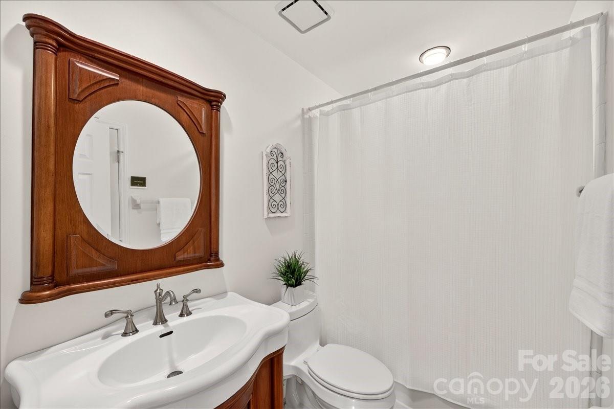 Carsons Pond - Residential
