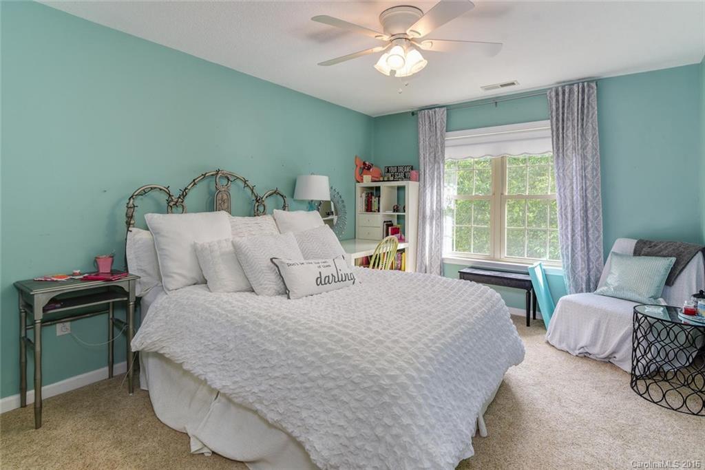 Rivercrest - Residential
