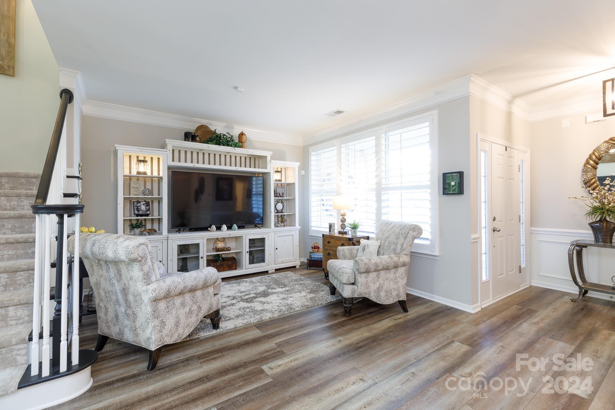 Lake Shore On Lake Wylie - Residential