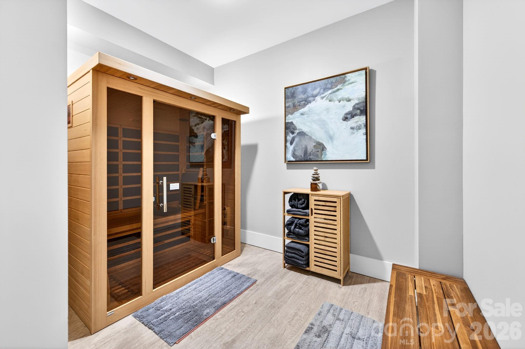 Robinson Creek - Residential