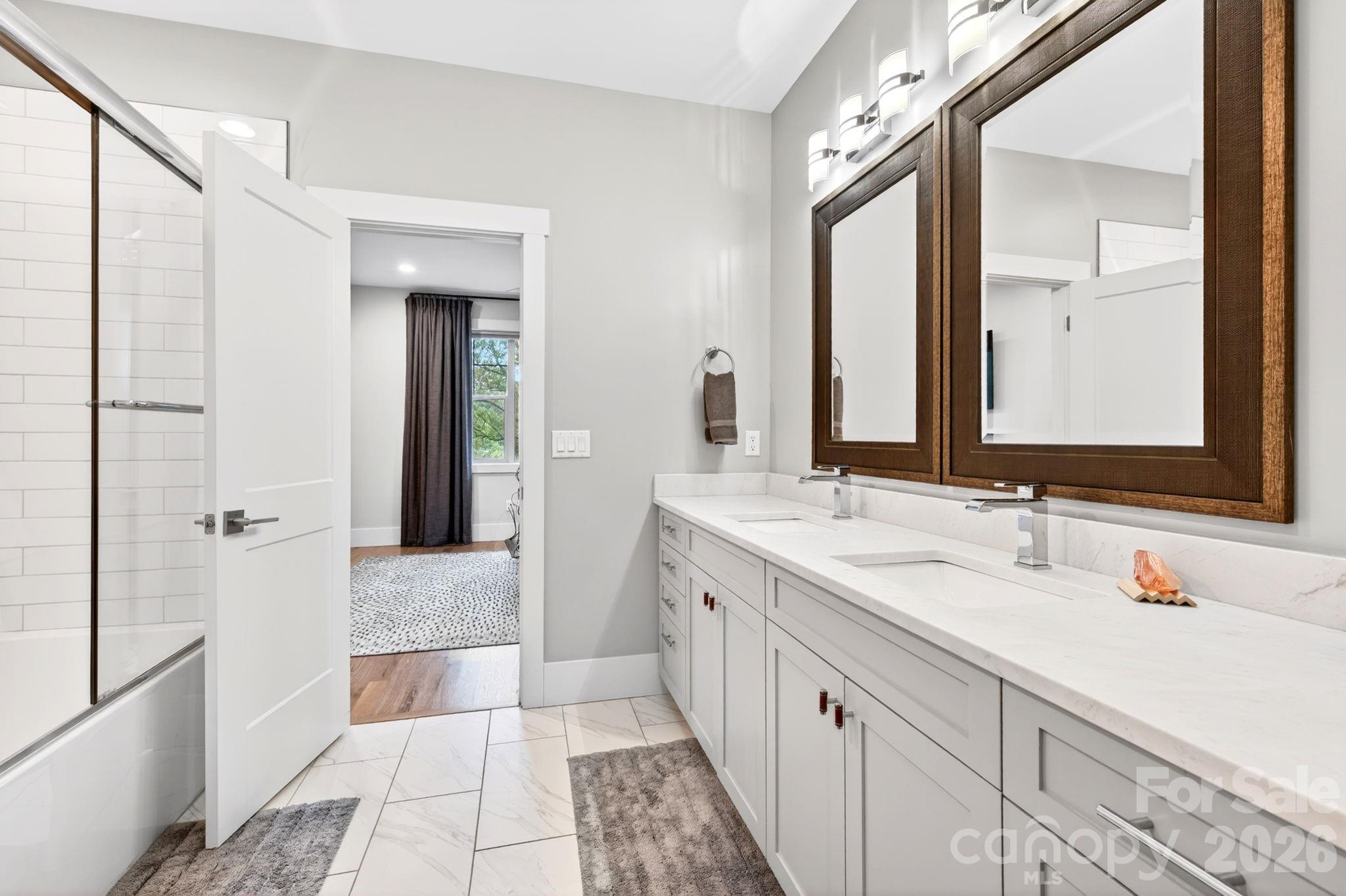 Robinson Creek - Residential