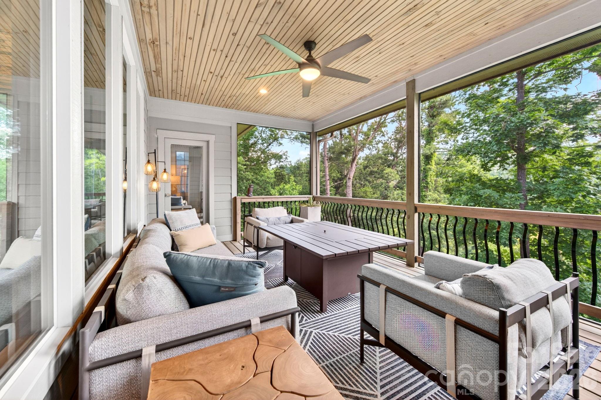 Robinson Creek - Residential
