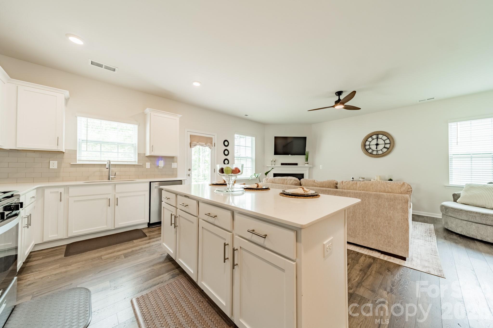 Azalea Ridge - Residential