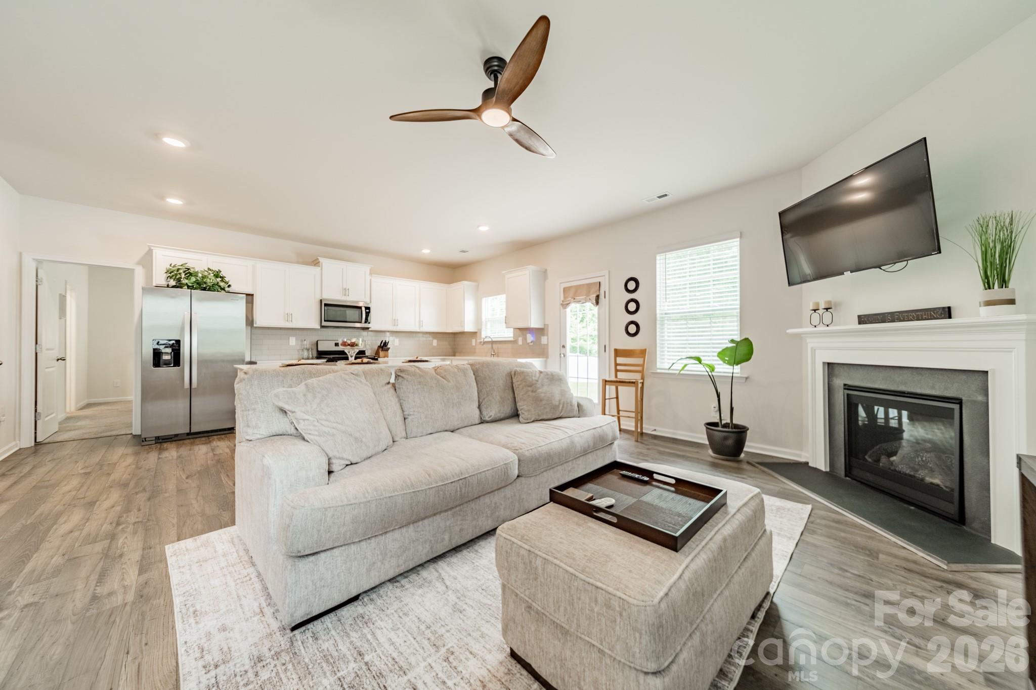 Azalea Ridge - Residential