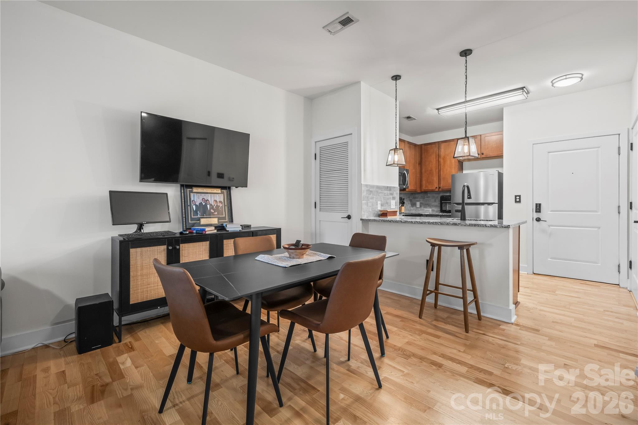 Skybridge Terrace - Residential