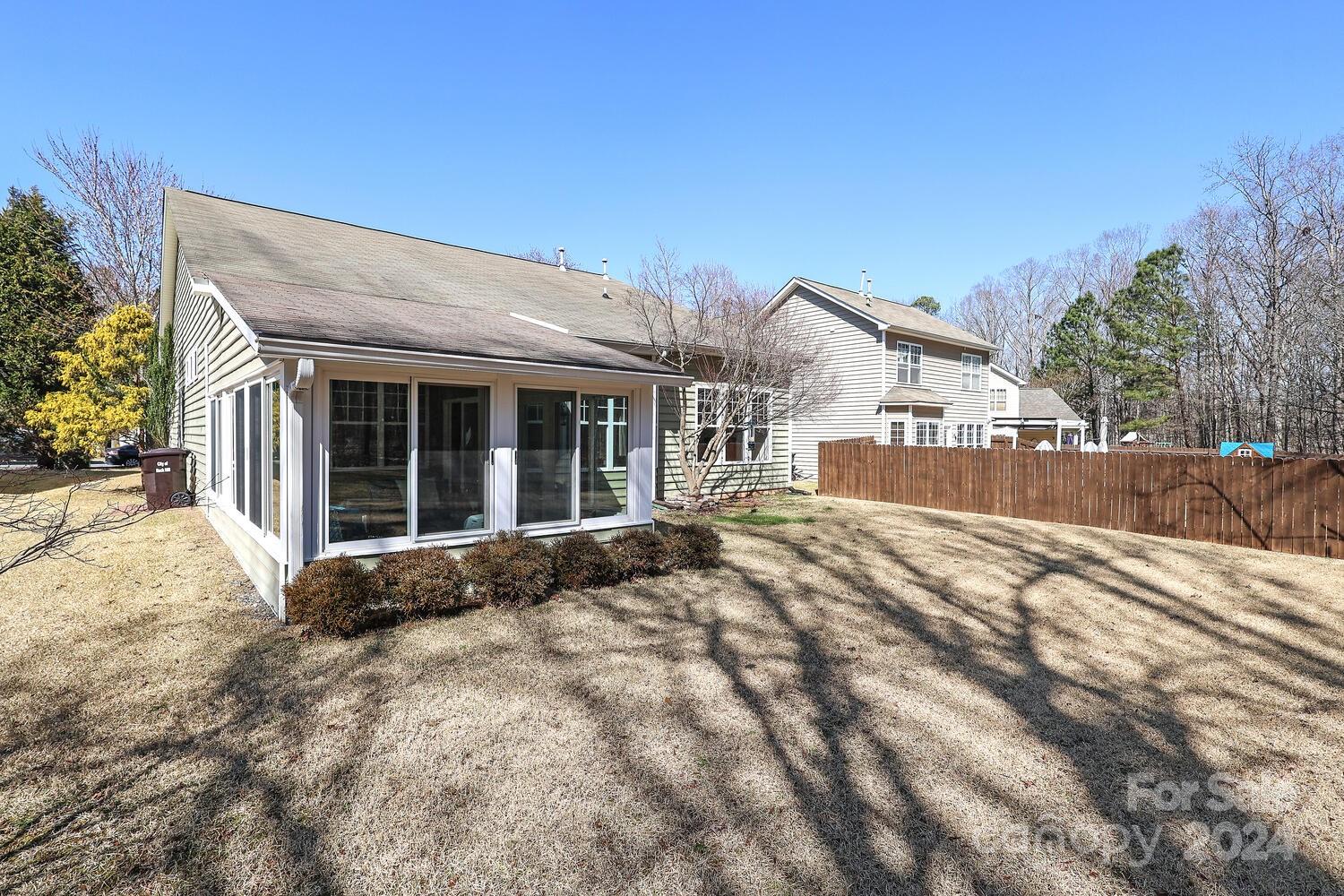 Ridge Pointe - Residential