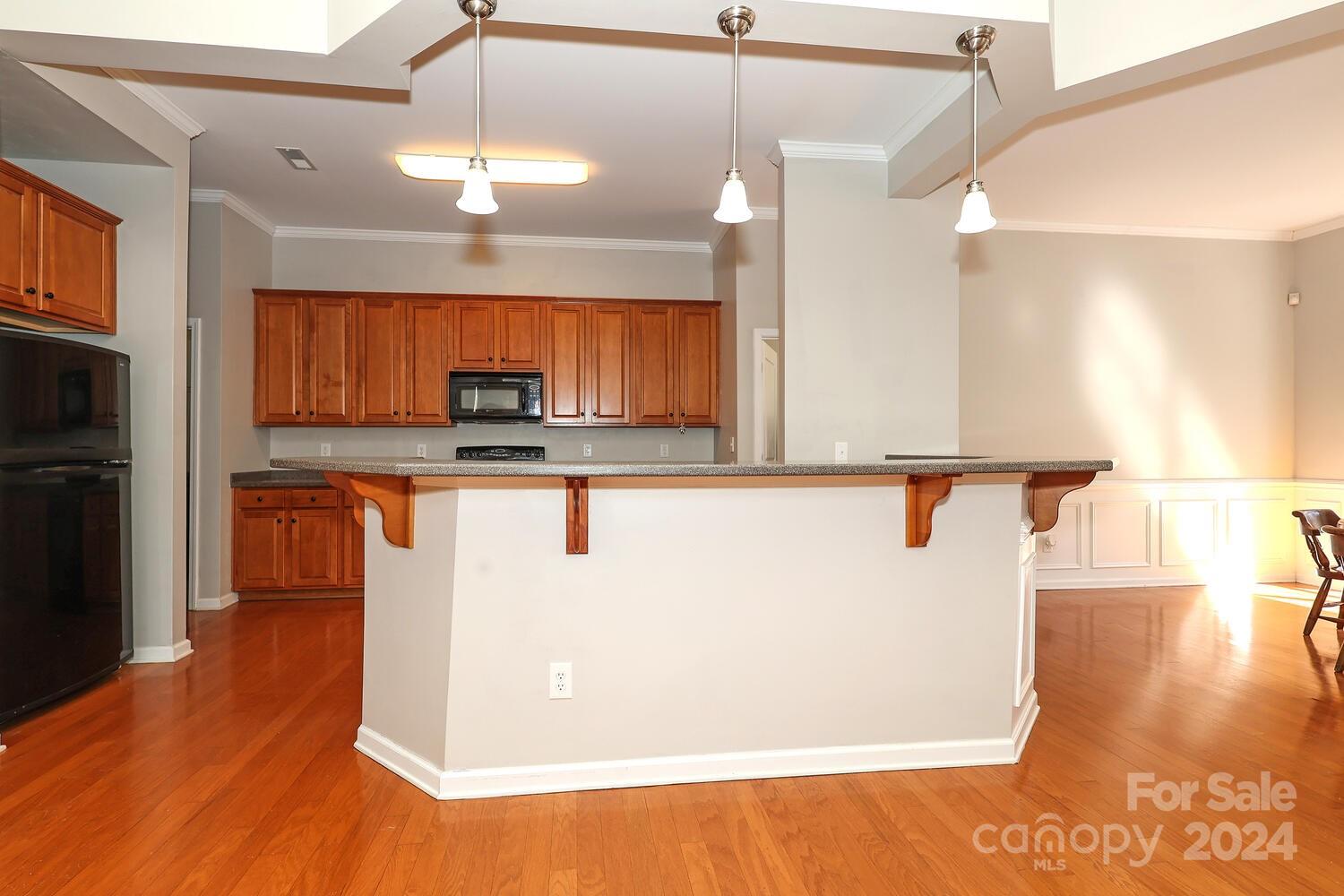 Ridge Pointe - Residential