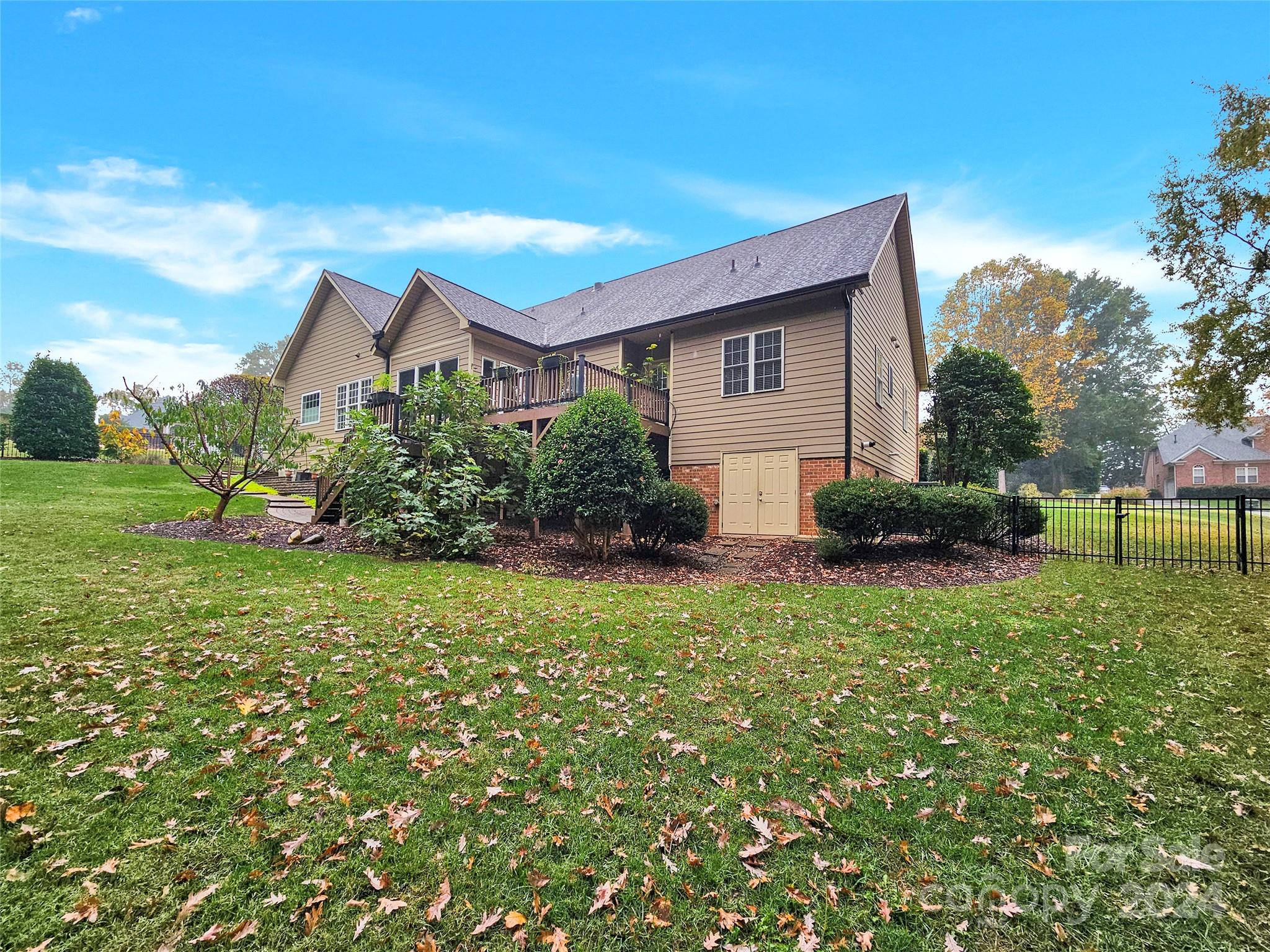 Woodland Hills - Residential