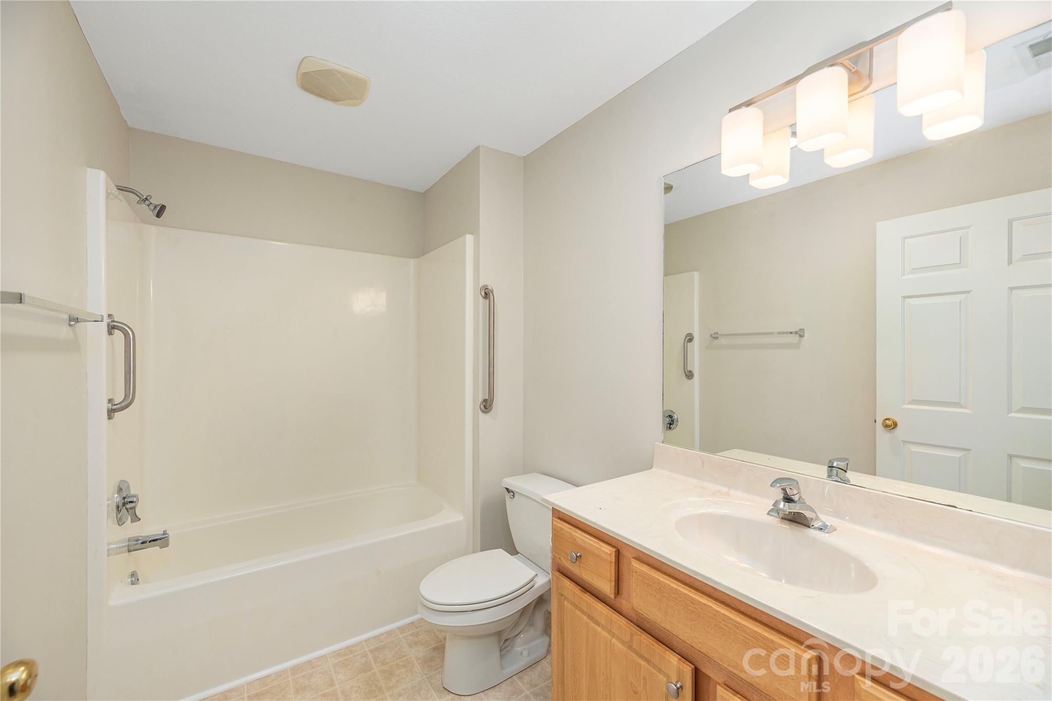 Carlyle Condominiums - Residential