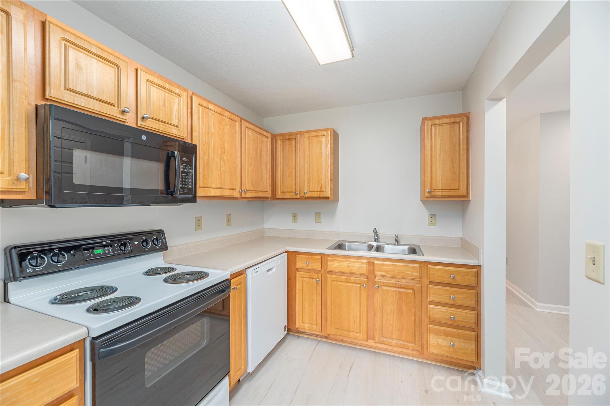 Carlyle Condominiums - Residential