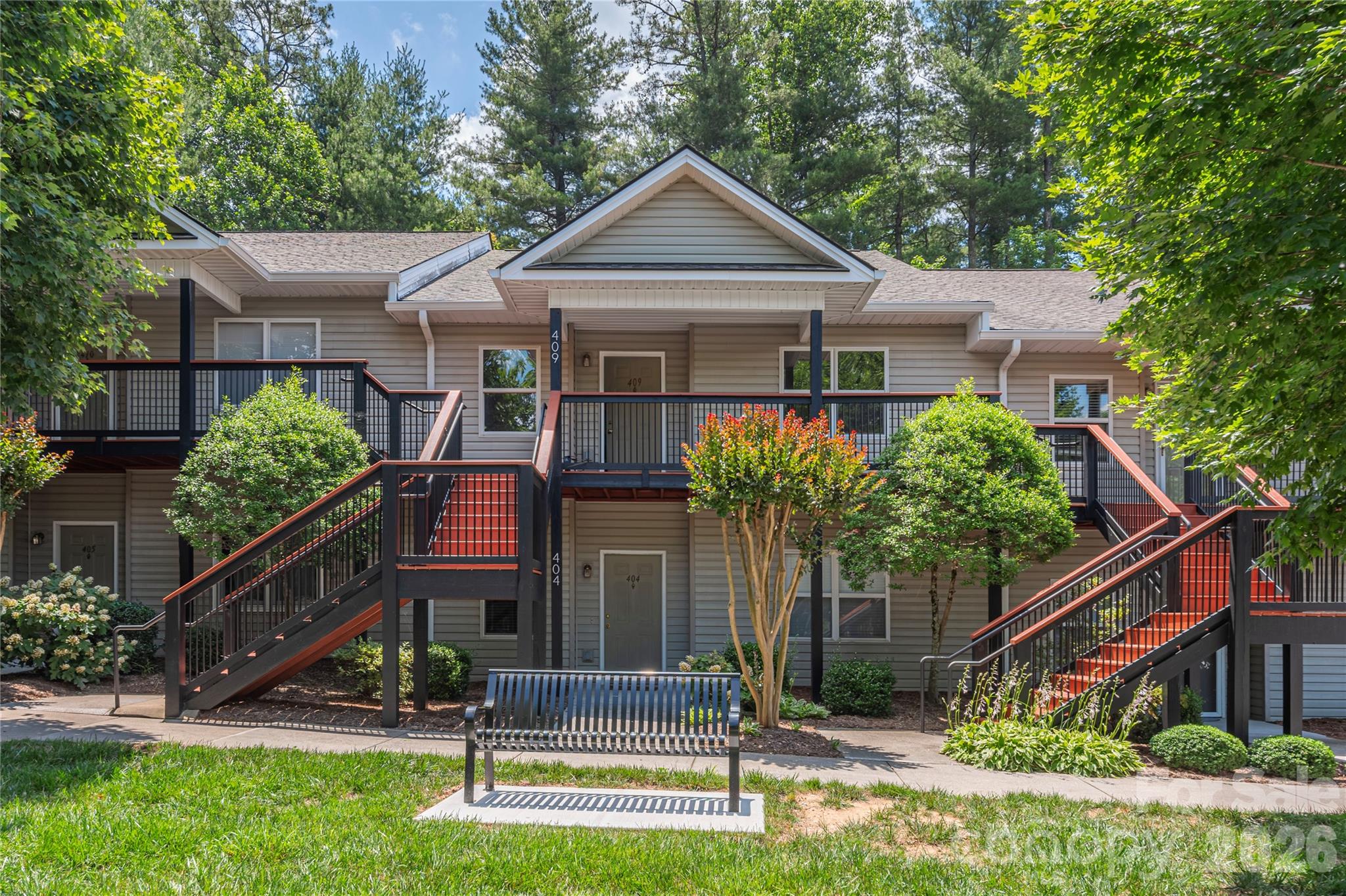 Carlyle Condominiums - Residential