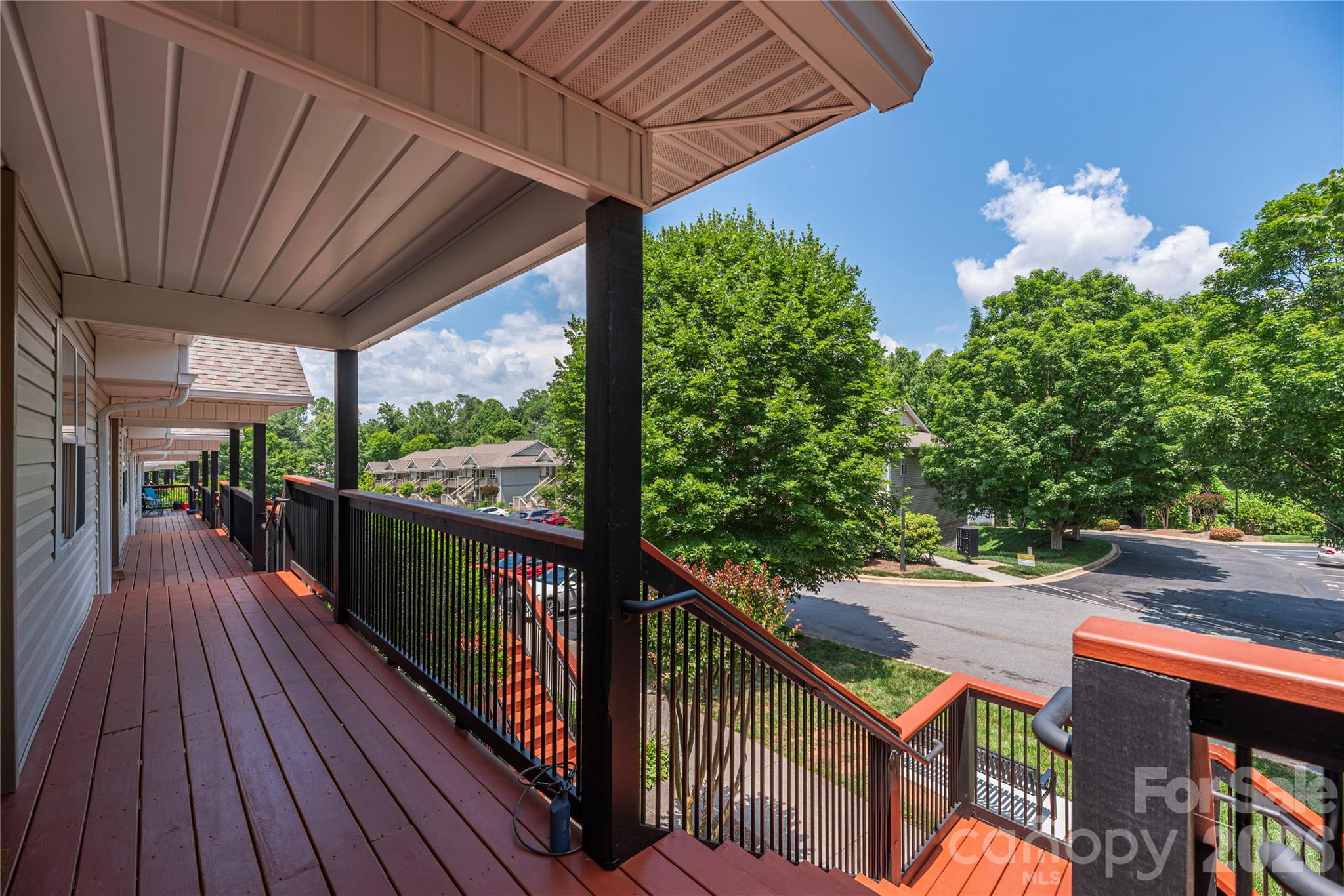 Carlyle Condominiums - Residential