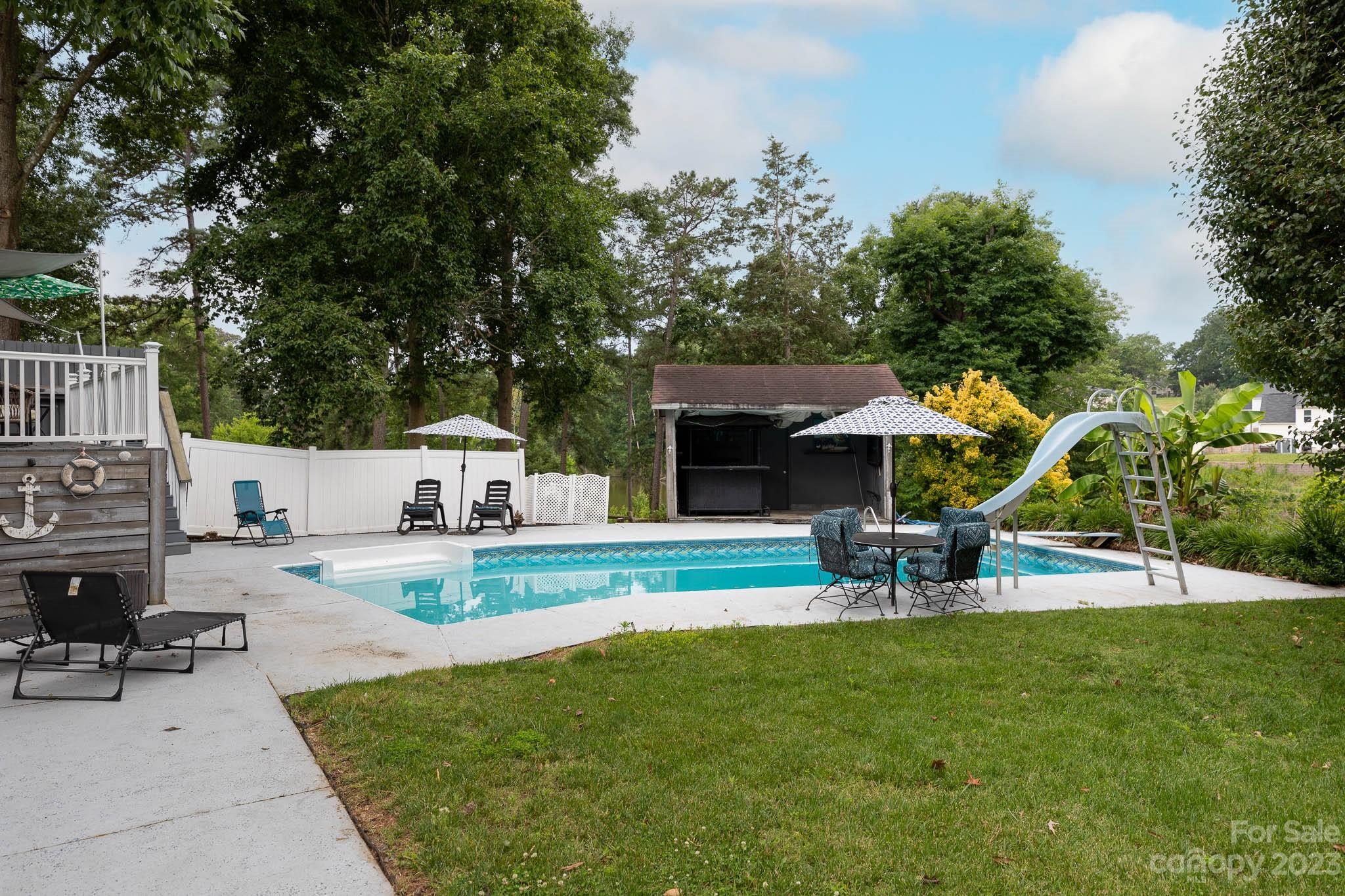 Forest Pawtuckett - Residential