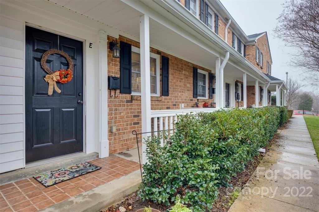 Just minutes to the heart of Plaza Midwood and Uptown. This adorable condo features an open floor plan with a fireplace, granite countertops, white appliances, and fenced in patio. Upstairs you'll find 2 bedrooms and a full bath and the laundry room. The HOA is responsible for maintaining the fence and parking lot. It also covers water, home insurance, water insurance and exterior repairs.