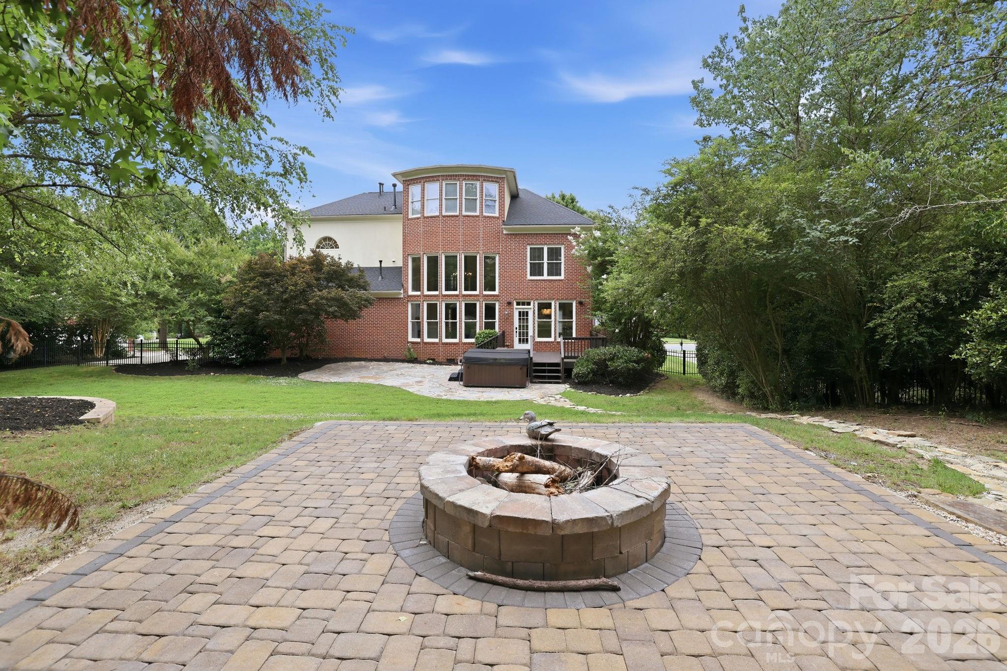 Weddington Chase - Residential