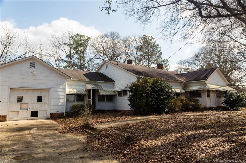 Great investment property! Home sits on a nice large 1.28 Ac lot. Short drive to historic downtown Lancaster. Original hardwood floor. Beautiful fireplace and chandeliers. Most demolition work has been done. Tons of potential and ready for your personal touches.