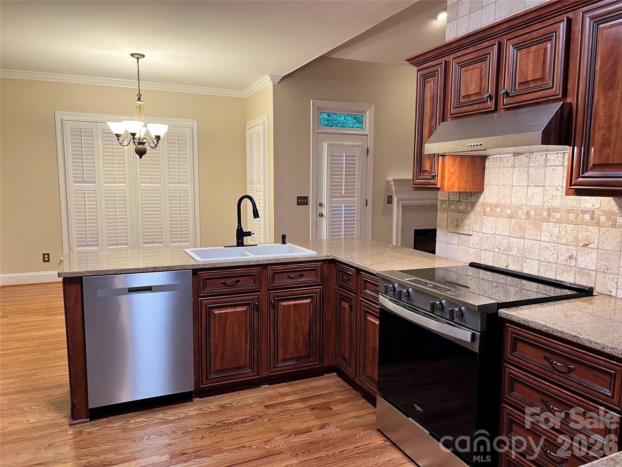 Beverly Crest - Residential