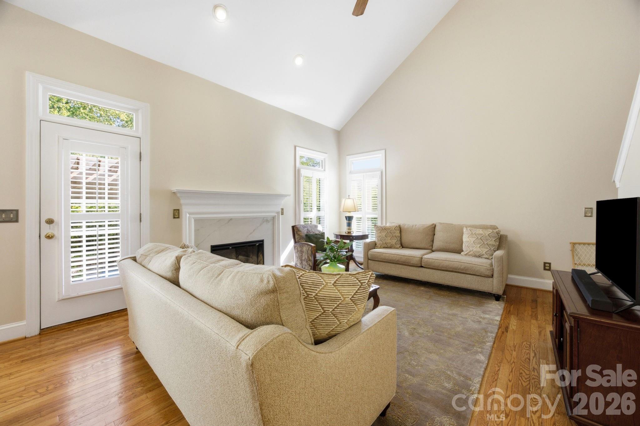 Beverly Crest - Residential