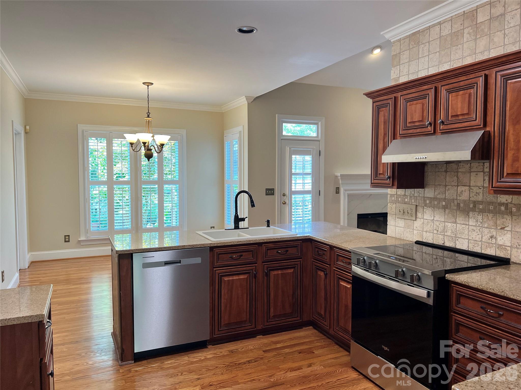 Beverly Crest - Residential