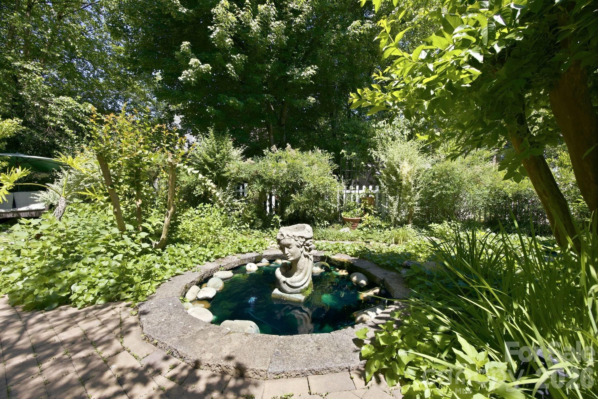 Beverly Crest - Residential