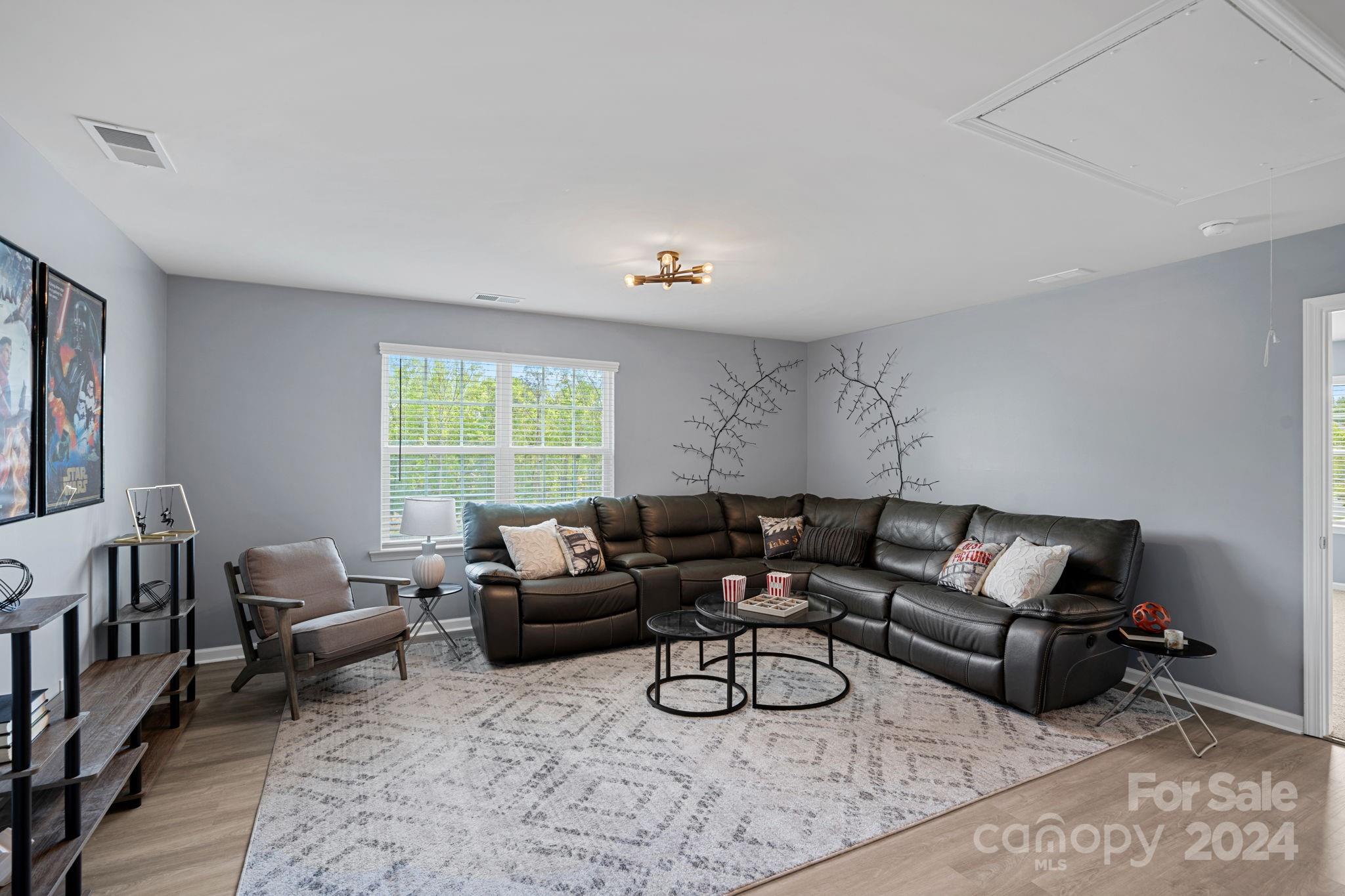 Oakland Pointe - Residential