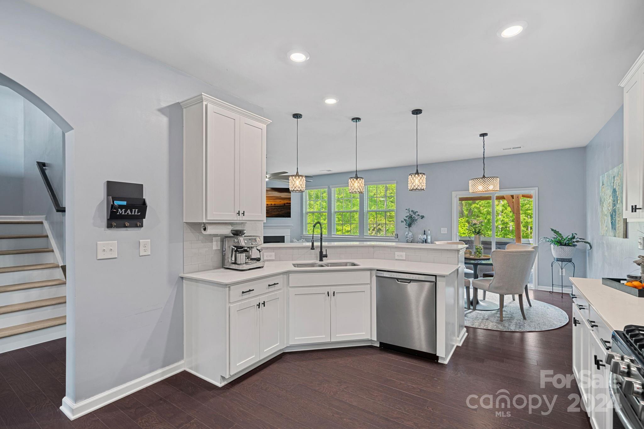 Oakland Pointe - Residential